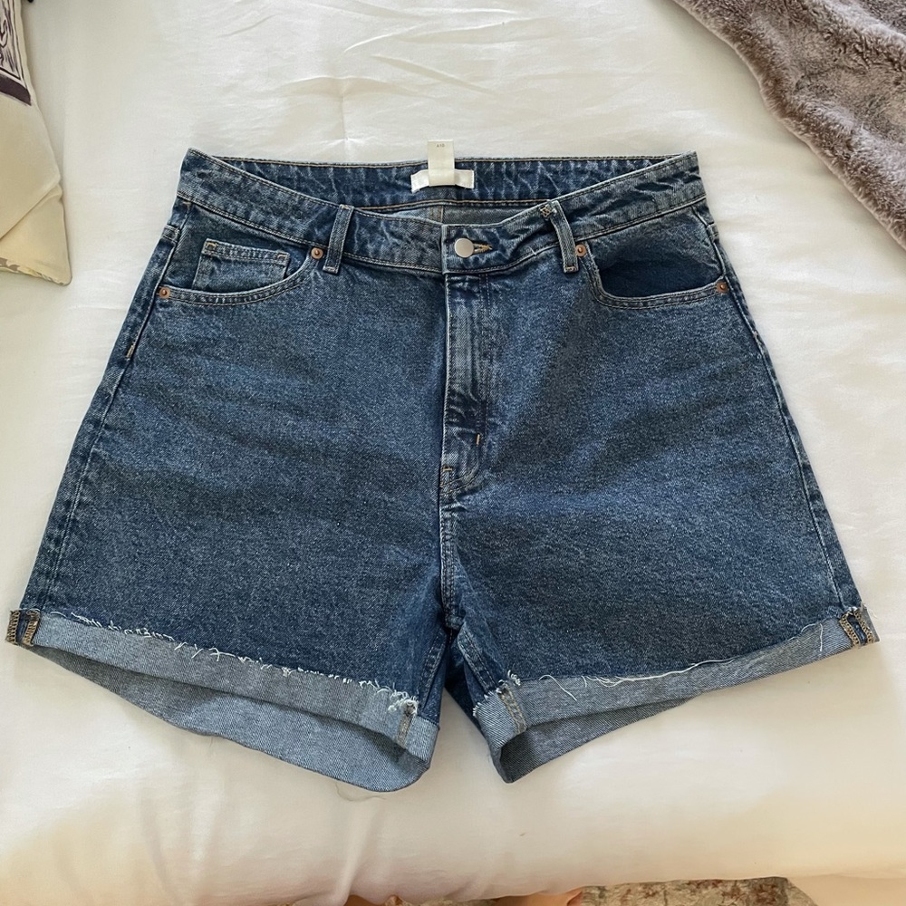 H&M High Rise Mom Shorts